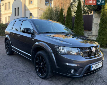 Серый Фиат Фримонт, объемом двигателя 2 л и пробегом 215 тыс. км за 14300 $, фото 1 на Automoto.ua