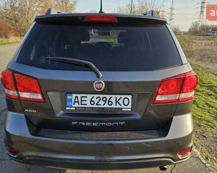Сірий Фіат Фрімонт, об'ємом двигуна 1.96 л та пробігом 170 тис. км за 13000 $, фото 10 на Automoto.ua