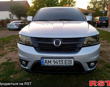 Фиат Фримонт 2014 в Житомире на Automoto.ua Серый Фиат Фримонт, объемом двигателя 2 л и пробегом 200 тыс. км за 14500 $, фото 3 на Automoto.ua