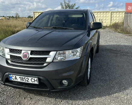 Серый Фиат Фримонт, объемом двигателя 1.96 л и пробегом 172 тыс. км за 9900 $, фото 2 на Automoto.ua