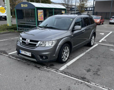 Серый Фиат Фримонт, объемом двигателя 1.96 л и пробегом 207 тыс. км за 11628 $, фото 1 на Automoto.ua