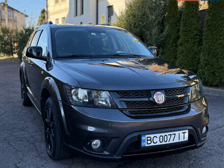 Серый Фиат Фримонт, объемом двигателя 2 л и пробегом 215 тыс. км за 14300 $, фото 1 на Automoto.ua