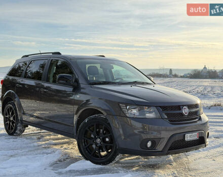 Сірий Фіат Фрімонт, об'ємом двигуна 2 л та пробігом 184 тис. км за 16000 $, фото 1 на Automoto.ua