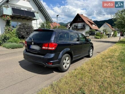 Синий Фиат Фримонт, объемом двигателя 2 л и пробегом 215 тыс. км за 5208 $, фото 1 на Automoto.ua