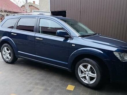 Синий Фиат Фримонт, объемом двигателя 1.96 л и пробегом 256 тыс. км за 12000 $, фото 1 на Automoto.ua