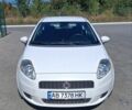Белый Фиат Гранде Пунто, объемом двигателя 1.24 л и пробегом 175 тыс. км за 3900 $, фото 1 на Automoto.ua