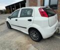 Белый Фиат Гранде Пунто, объемом двигателя 1.2 л и пробегом 293 тыс. км за 3500 $, фото 4 на Automoto.ua