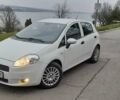 Белый Фиат Гранде Пунто, объемом двигателя 1.4 л и пробегом 117 тыс. км за 5899 $, фото 6 на Automoto.ua