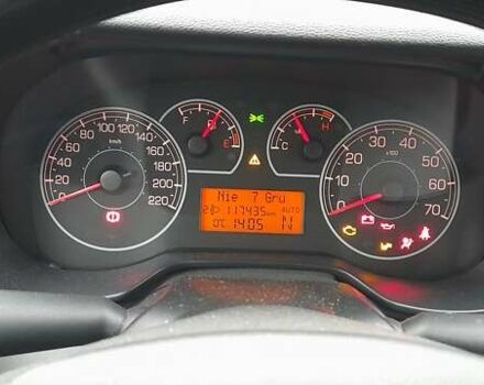 Белый Фиат Гранде Пунто, объемом двигателя 1.4 л и пробегом 117 тыс. км за 5899 $, фото 25 на Automoto.ua