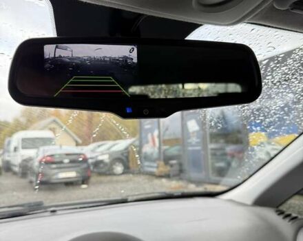 Белый Фиат Гранде Пунто, объемом двигателя 1.37 л и пробегом 74 тыс. км за 5600 $, фото 1 на Automoto.ua