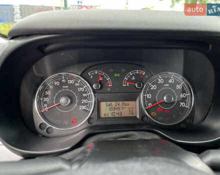 Белый Фиат Гранде Пунто, объемом двигателя 1.37 л и пробегом 104 тыс. км за 4800 $, фото 11 на Automoto.ua