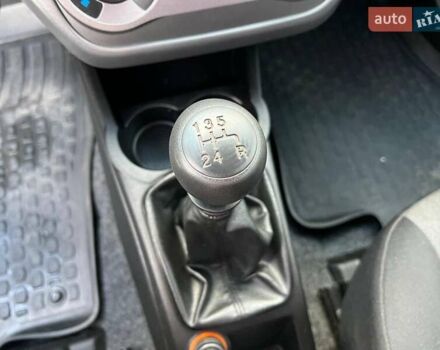 Білий Фіат Гранде Пунто, об'ємом двигуна 1.4 л та пробігом 76 тис. км за 6890 $, фото 28 на Automoto.ua