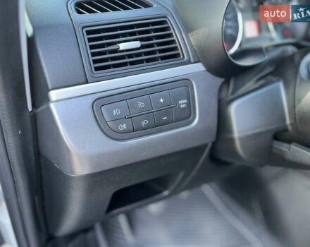 Белый Фиат Гранде Пунто, объемом двигателя 1.25 л и пробегом 145 тыс. км за 7000 $, фото 10 на Automoto.ua