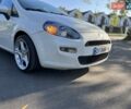 Белый Фиат Гранде Пунто, объемом двигателя 1.25 л и пробегом 145 тыс. км за 7000 $, фото 6 на Automoto.ua
