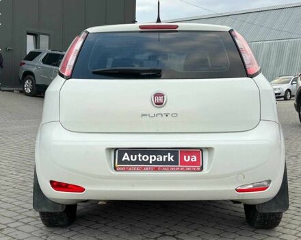 Білий Фіат Гранде Пунто, об'ємом двигуна 1.4 л та пробігом 76 тис. км за 6890 $, фото 3 на Automoto.ua