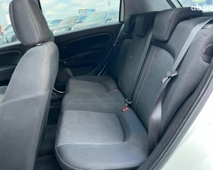 Білий Фіат Гранде Пунто, об'ємом двигуна 1.4 л та пробігом 76 тис. км за 6890 $, фото 31 на Automoto.ua