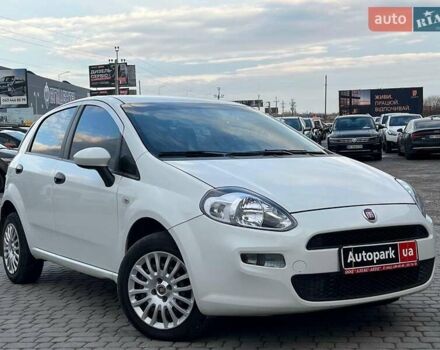 Білий Фіат Гранде Пунто, об'ємом двигуна 1.4 л та пробігом 76 тис. км за 6890 $, фото 10 на Automoto.ua