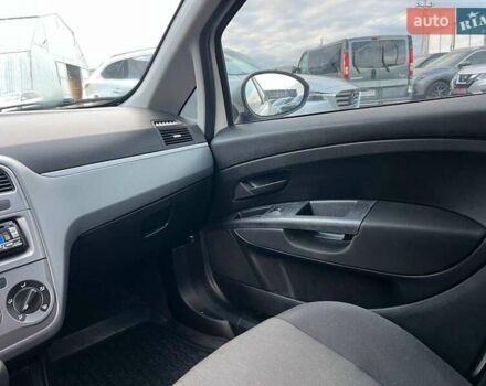 Білий Фіат Гранде Пунто, об'ємом двигуна 1.4 л та пробігом 76 тис. км за 6890 $, фото 29 на Automoto.ua