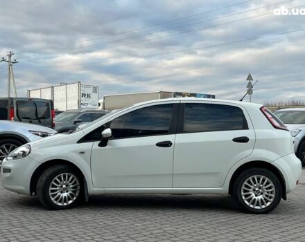 Білий Фіат Гранде Пунто, об'ємом двигуна 1.4 л та пробігом 76 тис. км за 6890 $, фото 2 на Automoto.ua