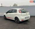 Білий Фіат Гранде Пунто, об'ємом двигуна 1.37 л та пробігом 194 тис. км за 5590 $, фото 6 на Automoto.ua