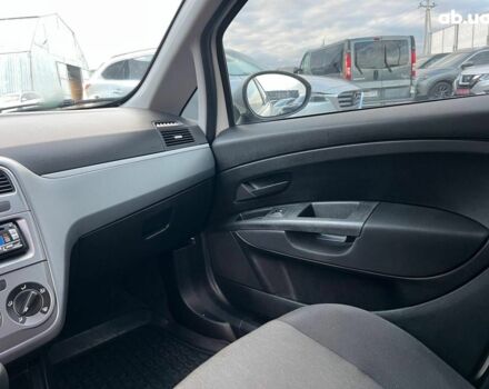 Білий Фіат Гранде Пунто, об'ємом двигуна 1.4 л та пробігом 76 тис. км за 6890 $, фото 29 на Automoto.ua