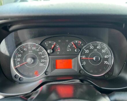 Білий Фіат Гранде Пунто, об'ємом двигуна 1.4 л та пробігом 76 тис. км за 6890 $, фото 17 на Automoto.ua