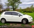 Білий Фіат Гранде Пунто, об'ємом двигуна 1.4 л та пробігом 205 тис. км за 5500 $, фото 3 на Automoto.ua