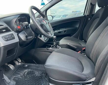 Білий Фіат Гранде Пунто, об'ємом двигуна 1.4 л та пробігом 76 тис. км за 6890 $, фото 14 на Automoto.ua