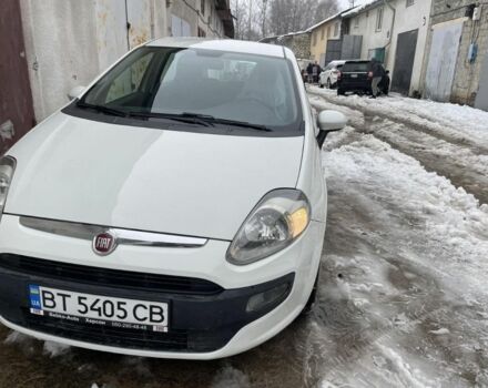 Білий Фіат Гранде Пунто, об'ємом двигуна 1.3 л та пробігом 141 тис. км за 4653 $, фото 11 на Automoto.ua