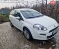 Белый Фиат Гранде Пунто, объемом двигателя 1.37 л и пробегом 130 тыс. км за 5300 $, фото 1 на Automoto.ua