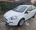 Белый Фиат Гранде Пунто, объемом двигателя 1.37 л и пробегом 130 тыс. км за 5300 $, фото 1 на Automoto.ua
