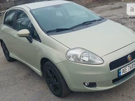 Фіат Гранде Пунто 2006 у Дніпро (Дніпропетровську) на Automoto.ua Бежевий Фіат Гранде Пунто, об'ємом двигуна 1.4 л та пробігом 276 тис. км за 3400 $, фото 1 на Automoto.ua