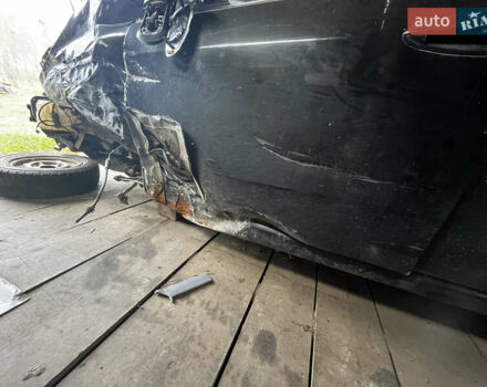 Черный Фиат Гранде Пунто, объемом двигателя 1.37 л и пробегом 250 тыс. км за 1500 $, фото 2 на Automoto.ua