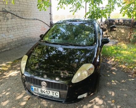 Черный Фиат Гранде Пунто, объемом двигателя 1.2 л и пробегом 287 тыс. км за 4500 $, фото 18 на Automoto.ua