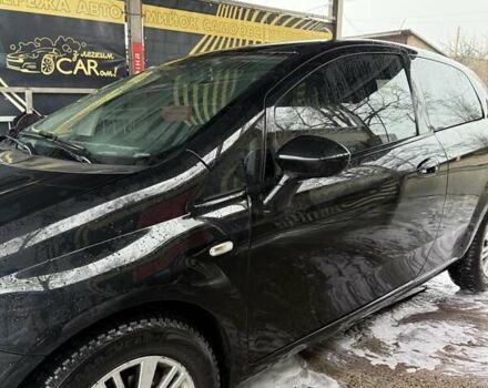 Черный Фиат Гранде Пунто, объемом двигателя 1.37 л и пробегом 156 тыс. км за 4000 $, фото 6 на Automoto.ua