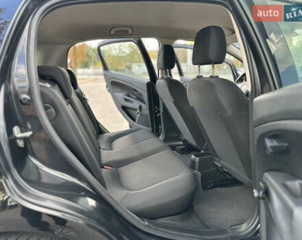 Фиат Гранде Пунто 2008 в Первомайском на Automoto.ua Черный Фиат Гранде Пунто, объемом двигателя 1.4 л и пробегом 156 тыс. км за 5000 $, фото 33 на Automoto.ua