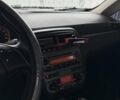 Черный Фиат Гранде Пунто, объемом двигателя 1.37 л и пробегом 156 тыс. км за 4000 $, фото 17 на Automoto.ua