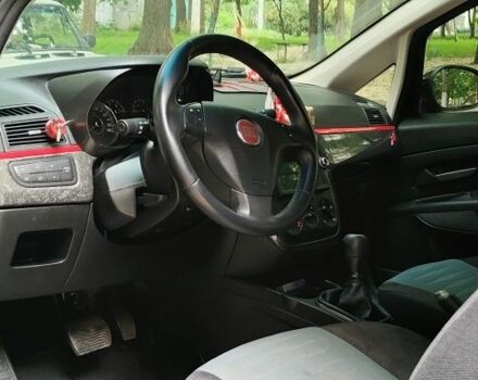 Черный Фиат Гранде Пунто, объемом двигателя 1.4 л и пробегом 187 тыс. км за 4200 $, фото 4 на Automoto.ua