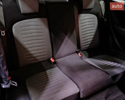 Черный Фиат Гранде Пунто, объемом двигателя 1.4 л и пробегом 189 тыс. км за 4900 $, фото 30 на Automoto.ua