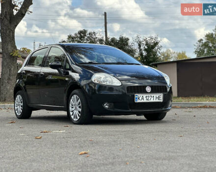 Фиат Гранде Пунто 2008 в Первомайском на Automoto.ua Черный Фиат Гранде Пунто, объемом двигателя 1.4 л и пробегом 156 тыс. км за 5000 $, фото 2 на Automoto.ua
