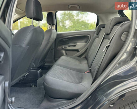 Фиат Гранде Пунто 2008 в Первомайском на Automoto.ua Черный Фиат Гранде Пунто, объемом двигателя 1.4 л и пробегом 156 тыс. км за 5000 $, фото 27 на Automoto.ua