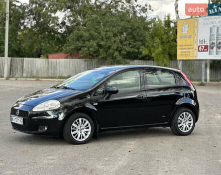 Фиат Гранде Пунто 2008 в Первомайском на Automoto.ua Черный Фиат Гранде Пунто, объемом двигателя 1.4 л и пробегом 156 тыс. км за 5000 $, фото 13 на Automoto.ua
