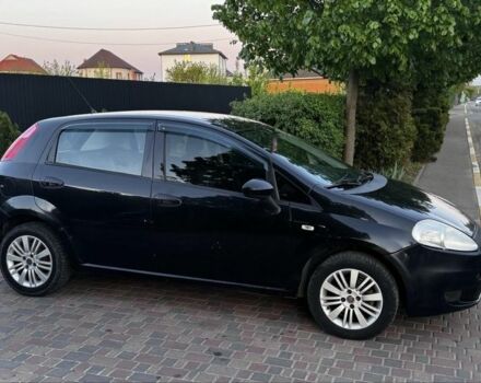 Черный Фиат Гранде Пунто, объемом двигателя 1.4 л и пробегом 248 тыс. км за 3600 $, фото 1 на Automoto.ua