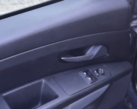 Черный Фиат Гранде Пунто, объемом двигателя 1.4 л и пробегом 248 тыс. км за 3600 $, фото 3 на Automoto.ua