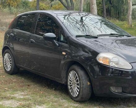 Фиат Гранде Пунто 2009 в Харькове на Automoto.ua Черный Фиат Гранде Пунто, объемом двигателя 0 л и пробегом 193 тыс. км за 4050 $, фото 2 на Automoto.ua