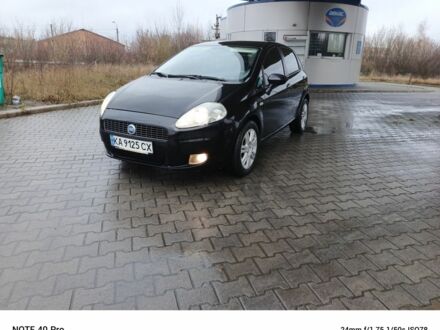 Черный Фиат Гранде Пунто, объемом двигателя 1.4 л и пробегом 250 тыс. км за 3400 $, фото 1 на Automoto.ua