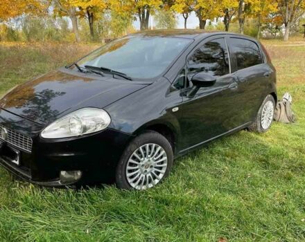 Фиат Гранде Пунто 2009 в Харькове на Automoto.ua Черный Фиат Гранде Пунто, объемом двигателя 0 л и пробегом 193 тыс. км за 4050 $, фото 1 на Automoto.ua