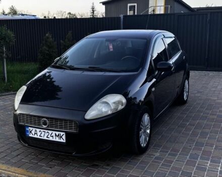 Фиат Гранде Пунто 2009 в Житомире на Automoto.ua Черный Фиат Гранде Пунто, объемом двигателя 1.4 л и пробегом 248 тыс. км за 3600 $, фото 1 на Automoto.ua
