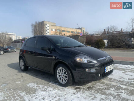 Фіат Гранде Пунто 2011 у Львові на Automoto.ua Чорний Фіат Гранде Пунто, об'ємом двигуна 1.2 л та пробігом 134 тис. км за 5600 $, фото 1 на Automoto.ua