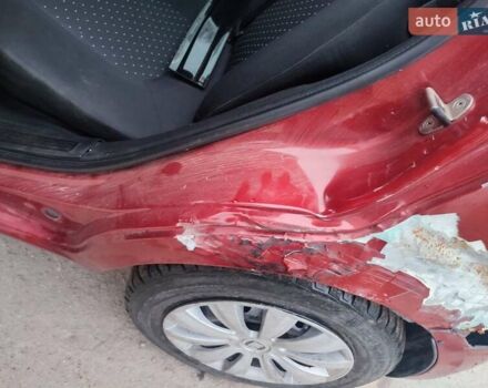 Червоний Фіат Гранде Пунто, об'ємом двигуна 1.24 л та пробігом 126 тис. км за 2200 $, фото 1 на Automoto.ua